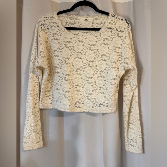NATURAL LIFE Tops - Natural Life Cream Lace Cropped Top – Size S